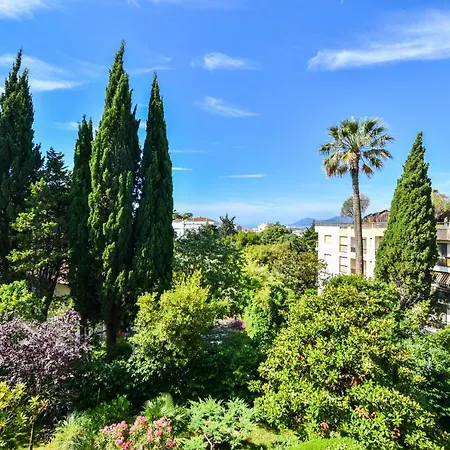 Cmg - Superbe Avec Balcon- 4p/1br - * Cannes